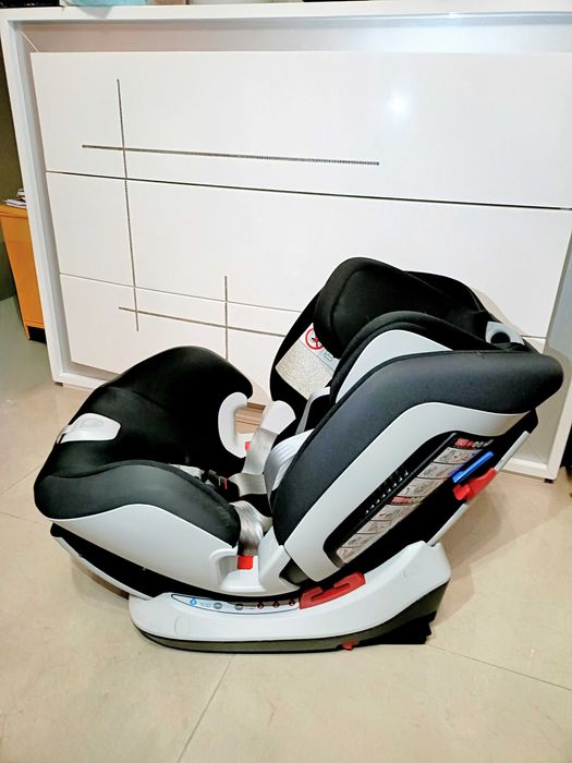 Cadeira Auto Grupo 0+ 1 e 2 Seat Up 012 Isofix Chicco - cor Jet Black