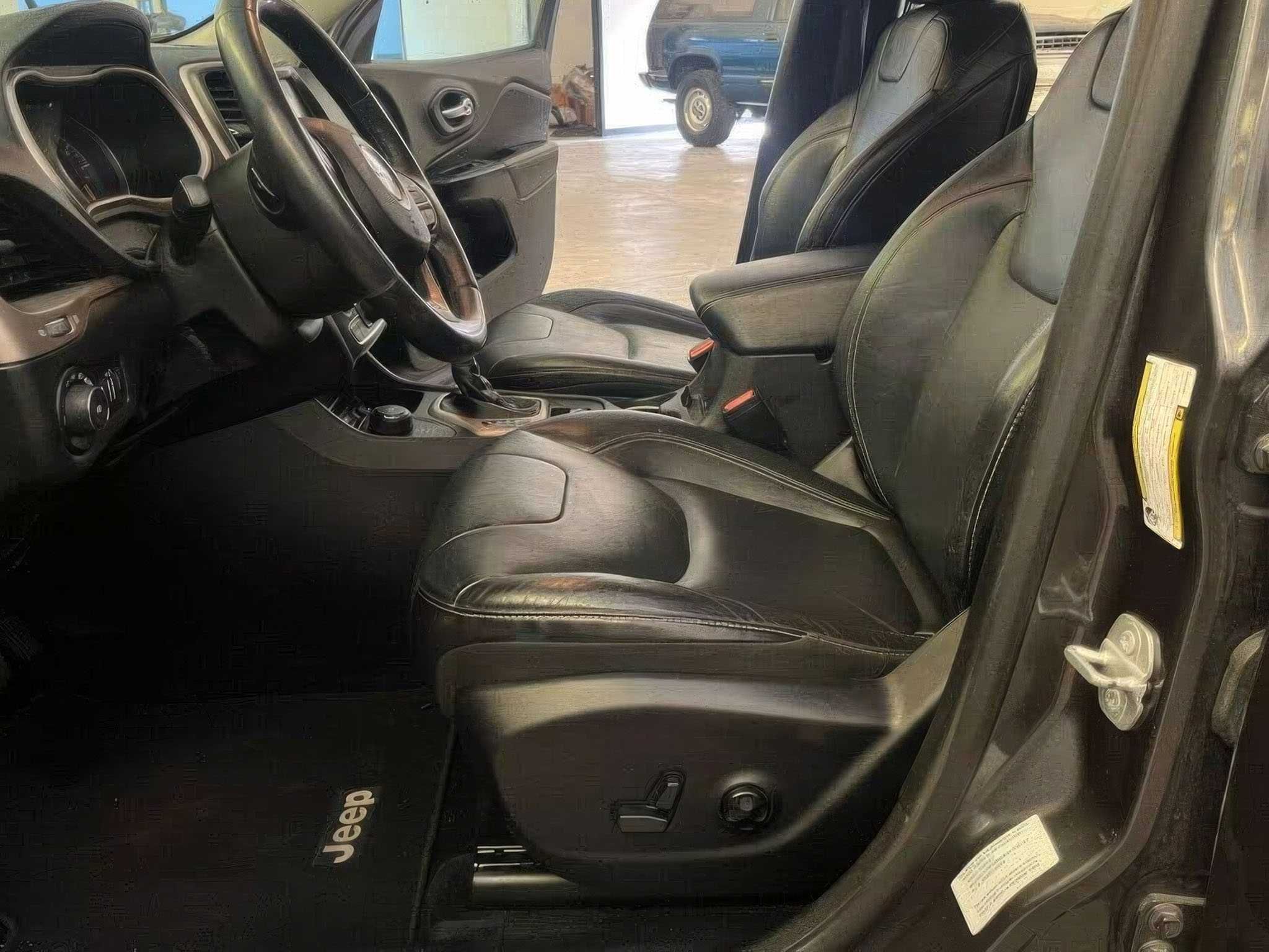 2016 Jeep Cherokee