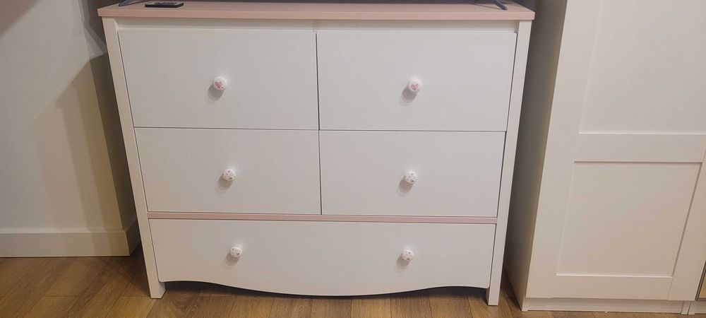 Komoda dla dziewczynki