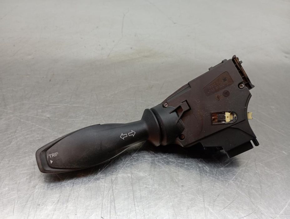 Manípulo pisca-pisca FORD Fiesta VI (CB1, CCN)