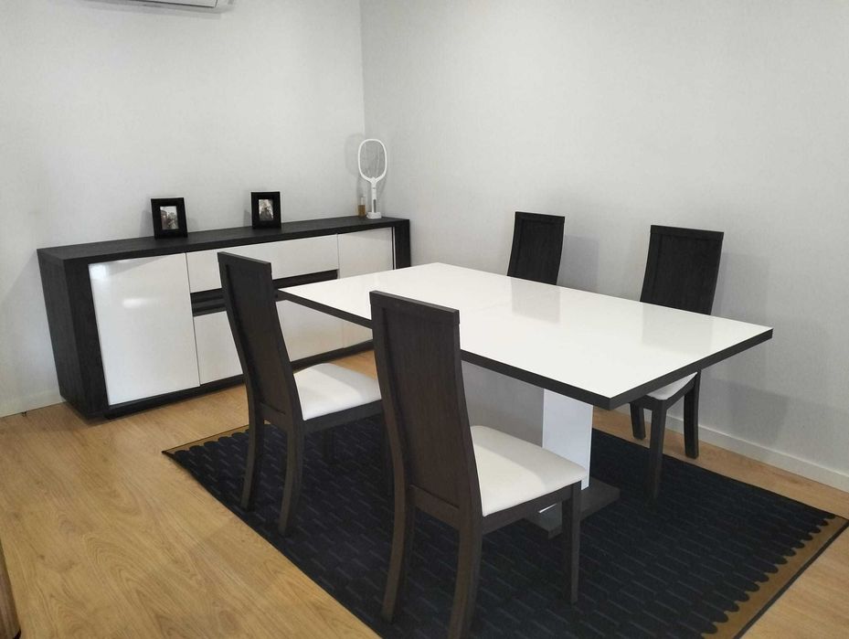 Conjunto de 4 Cadeiras de Jantar Arolla – Semi-Novas