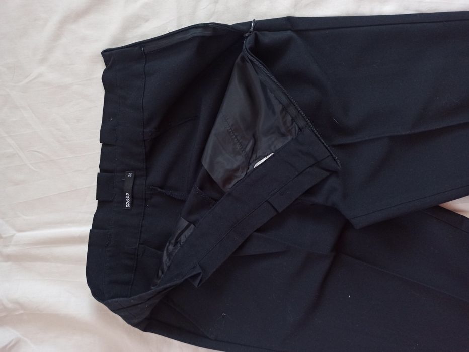 Темно-сині брюки carrot з защипами