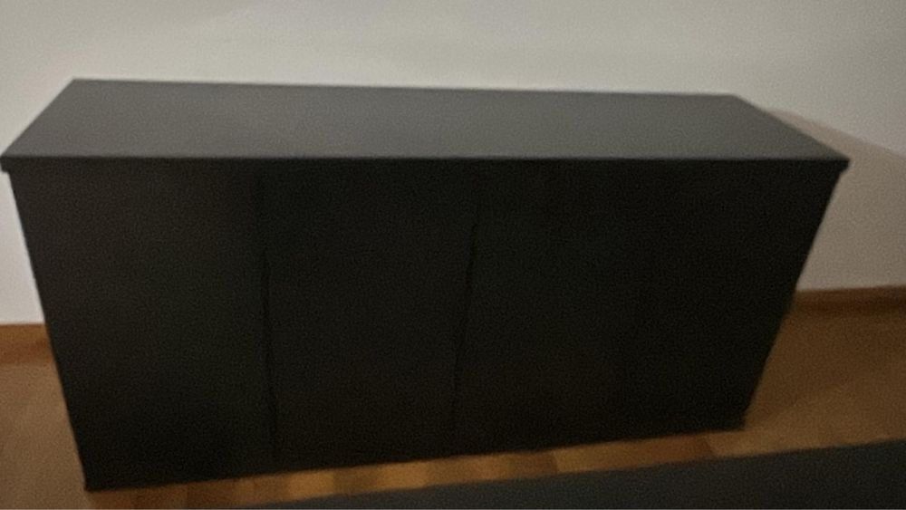 Aparador preto-castanho