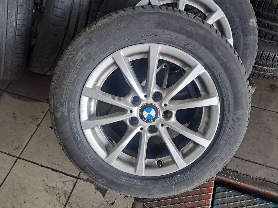 4 Jantes/Pneus BMW R16
Espero que se encontrem bem.
Segue para