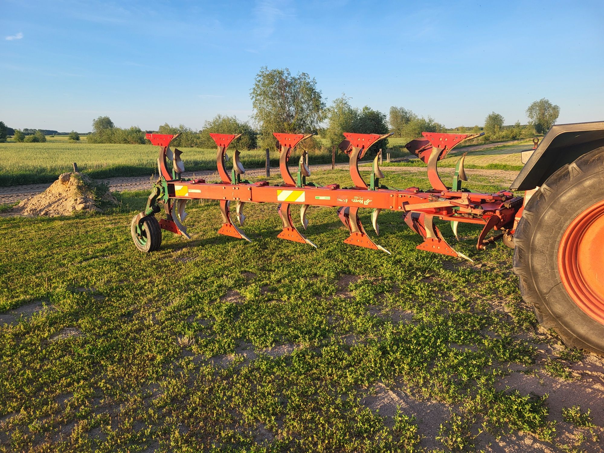 Pług Kverneland ED 100 5 skibowy obrotowy 4+1