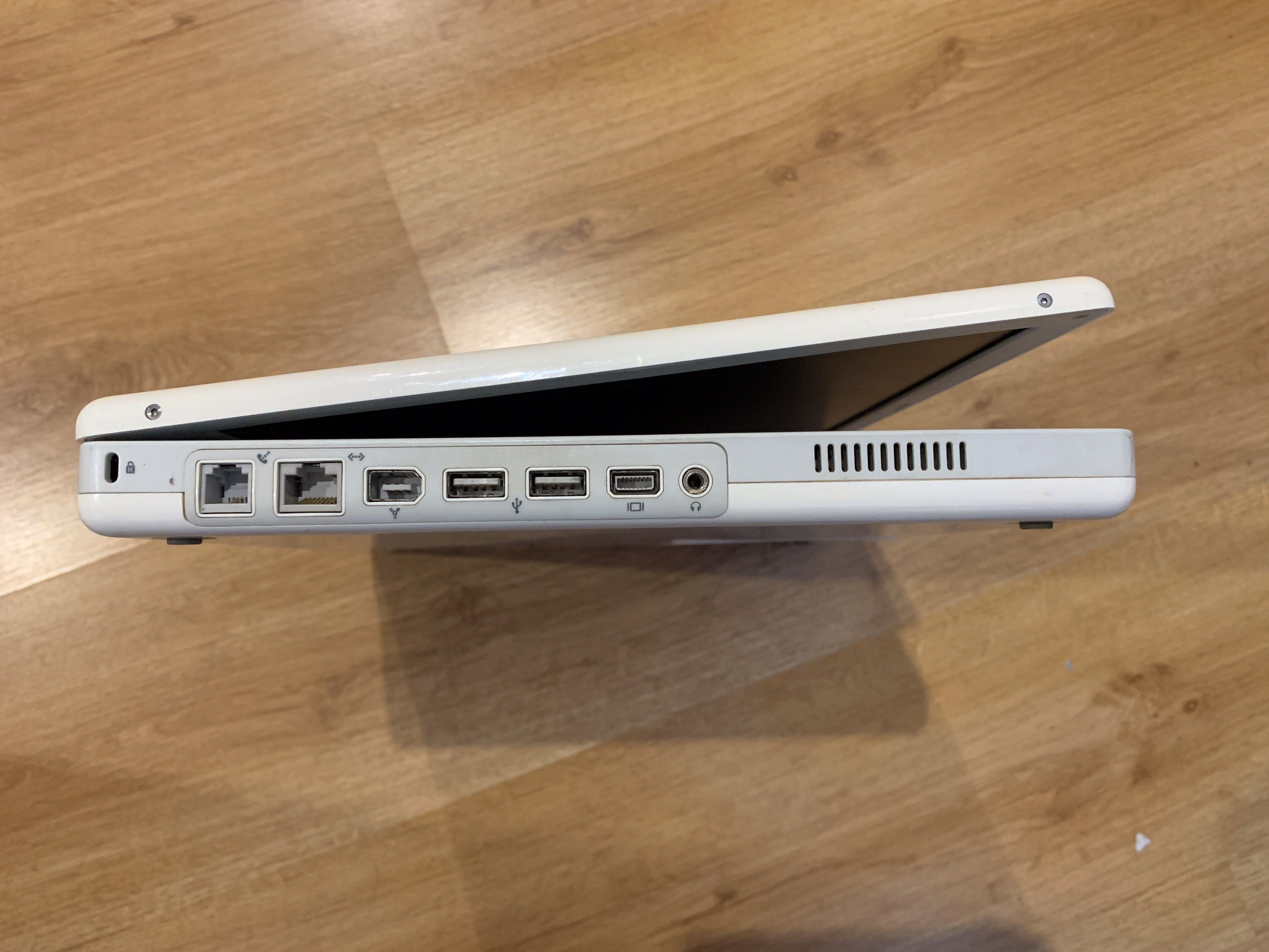Apple iBook G4 14" 1.42 GHz (funcional)