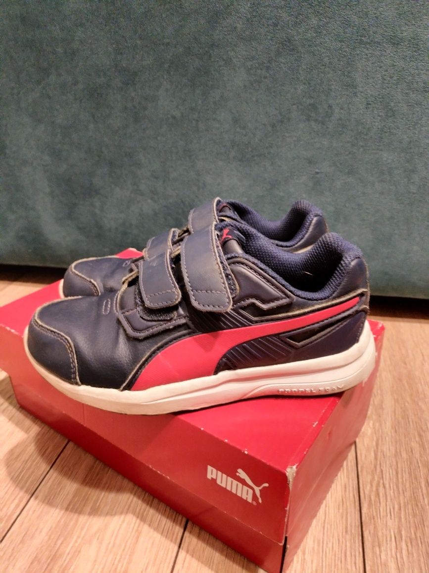 Buty chłopięce Puma r. 33