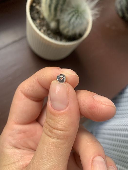 Eleganckie srebrne kolczyki z turmalinem Paraiba