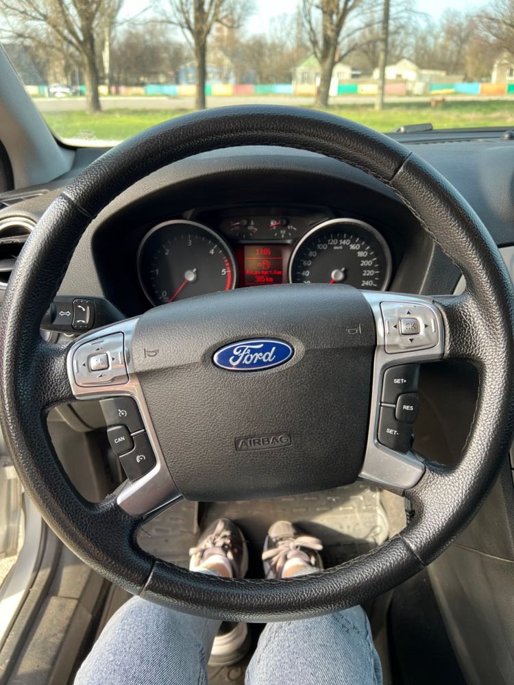 Продам Ford Mondeo 4