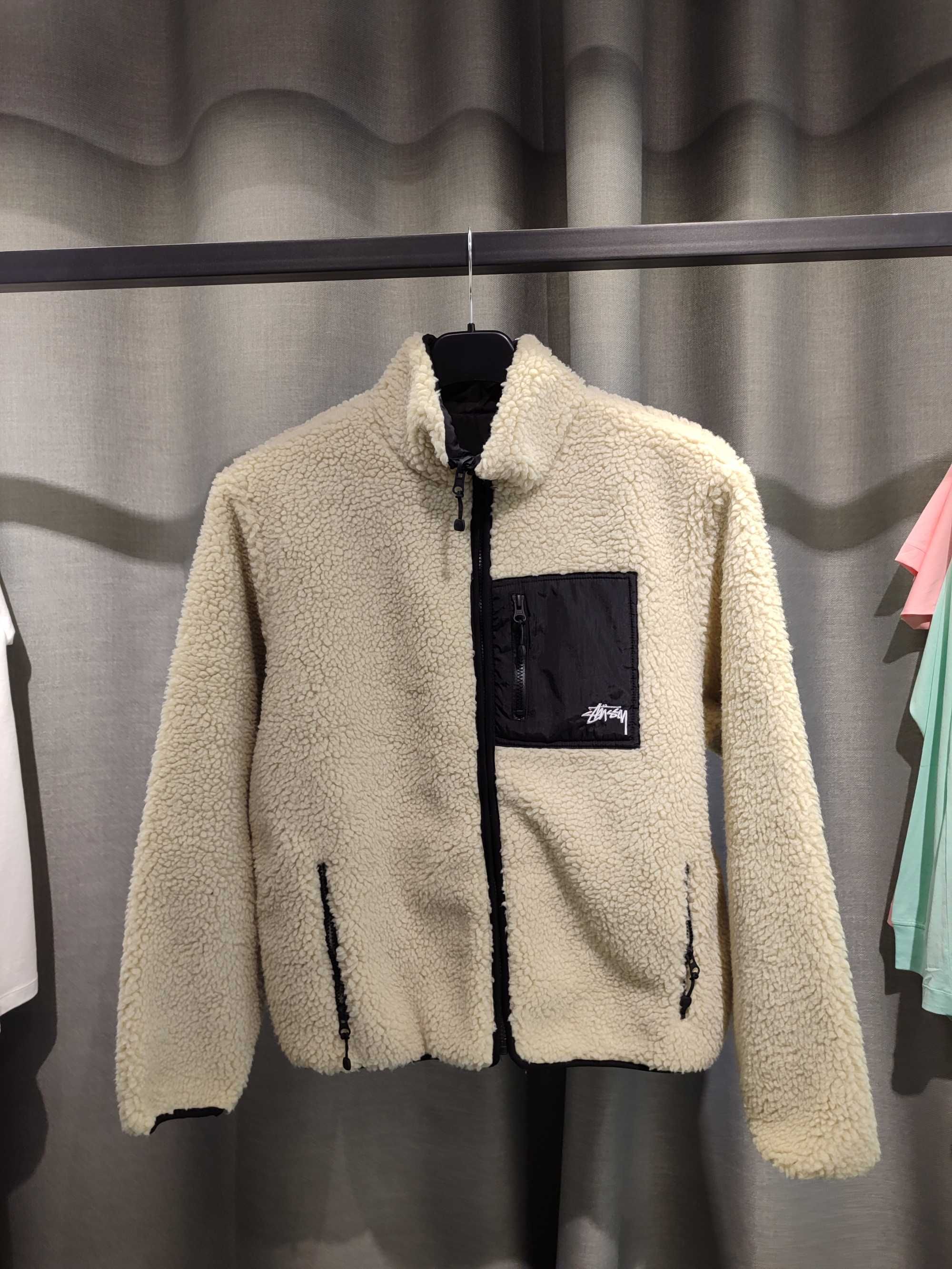 Куртка STUSSY VENUS jacquard sherpa jacket natural