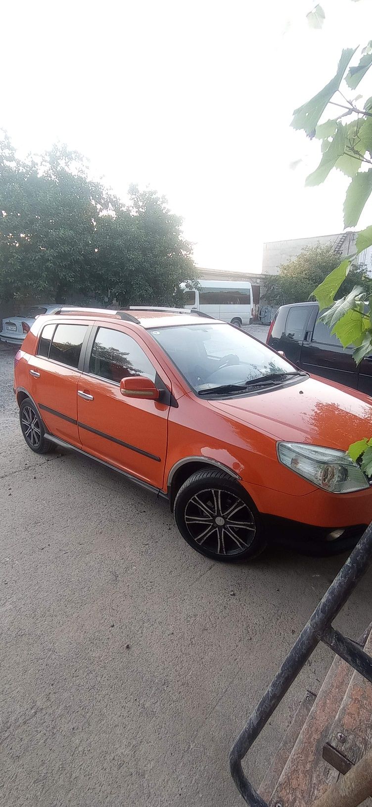 Geely mk Kross 2013г.газ.бензин