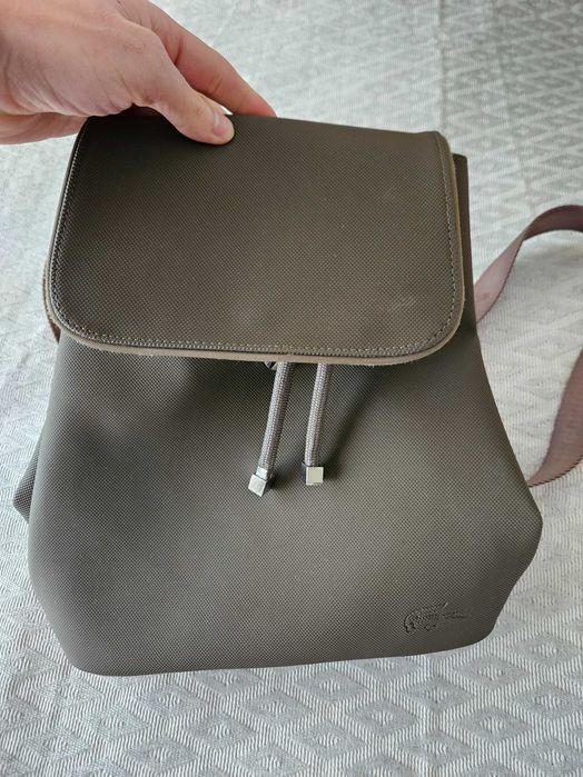 Mochila Lacoste nova