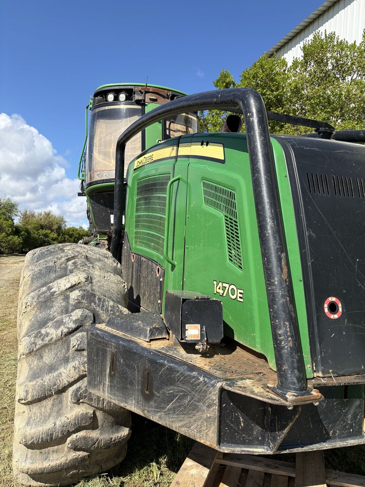 Jonh Deere 1470E 2011