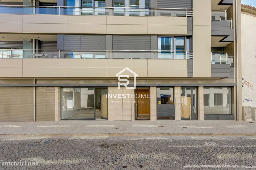Arrendamento | Loja com 191m2 | Maia