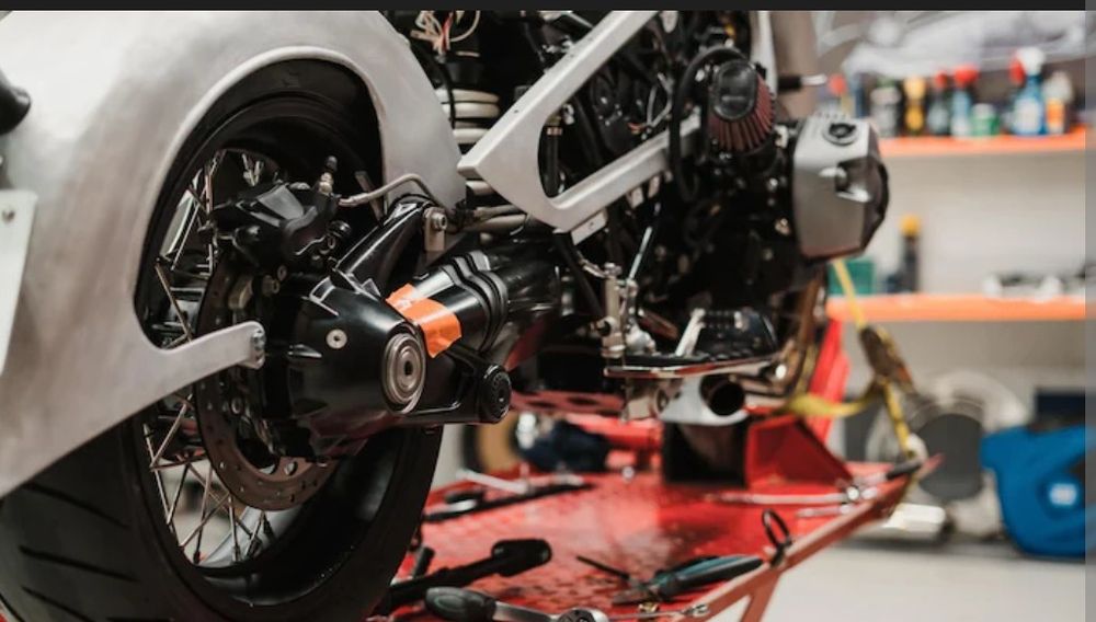 Naprawa skuterów skuterów motocykli quadów