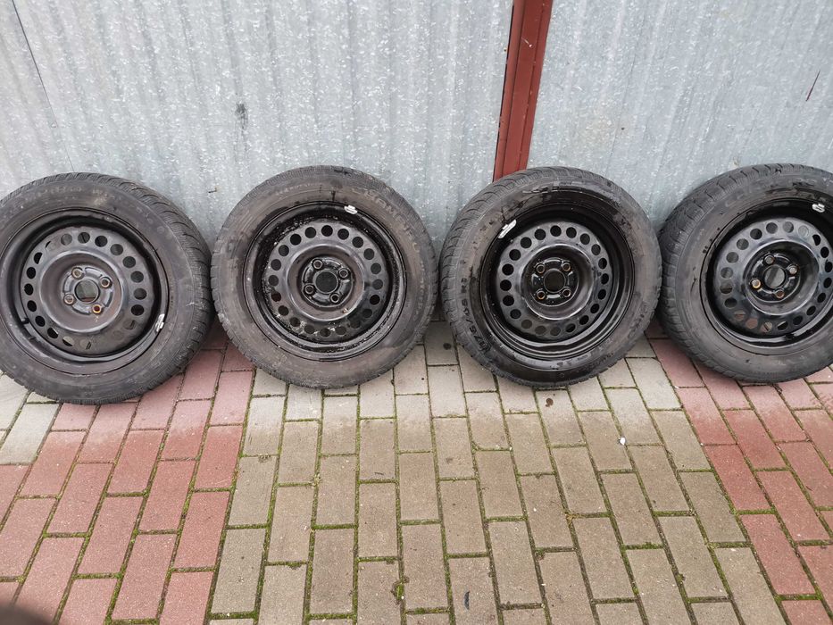 Felgi Koła Toyota yaris 15" 4x100