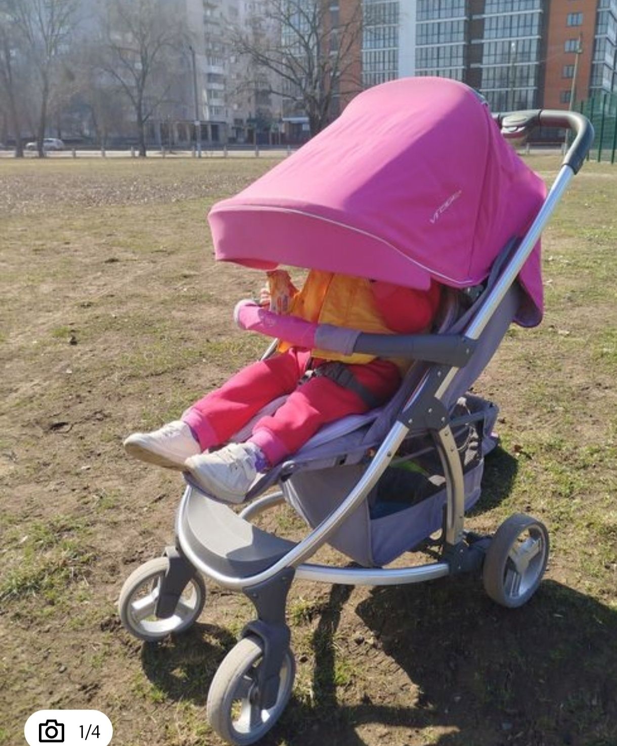 Продам коляску прогулочную easy go