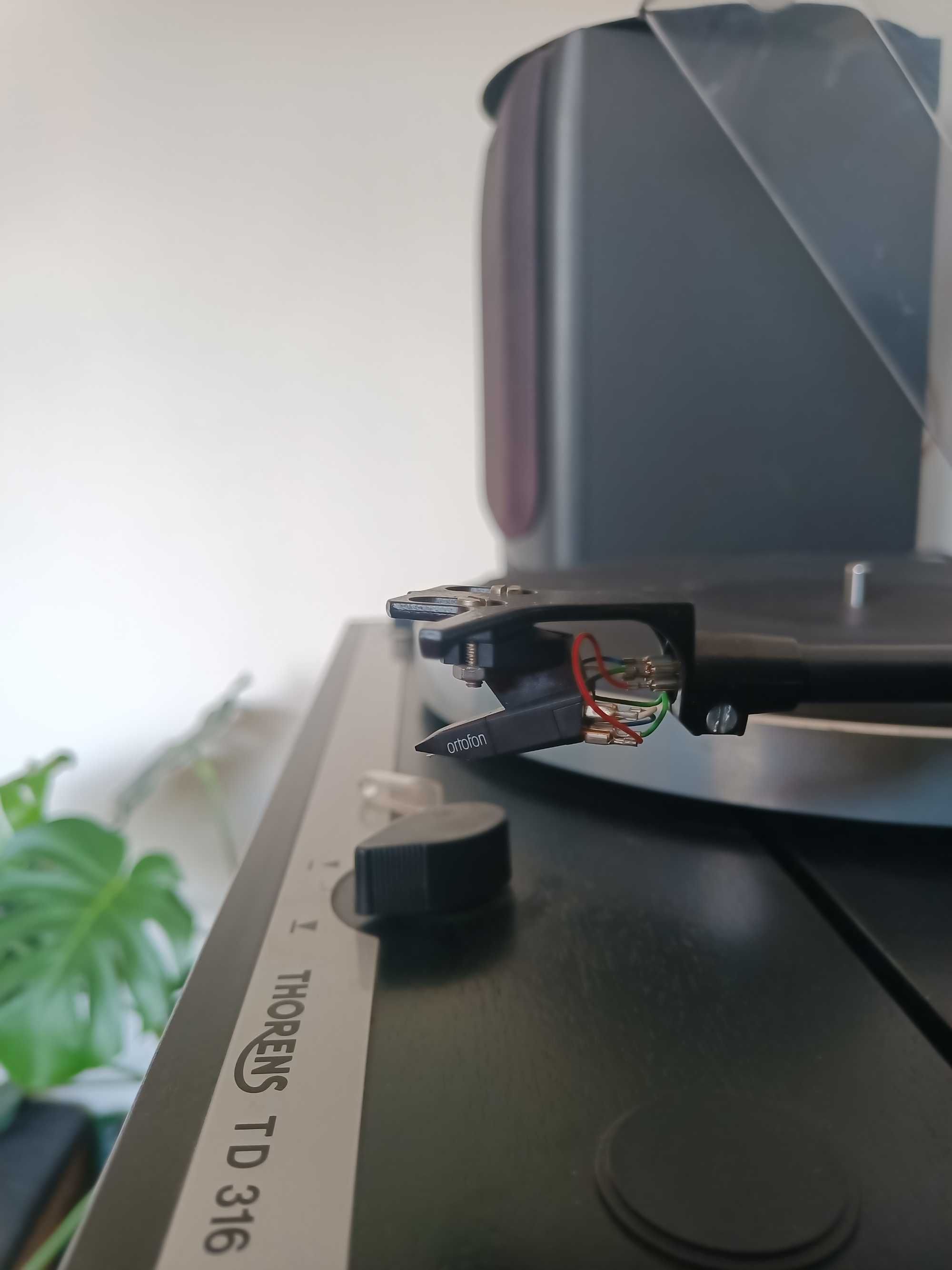 Gramofon Thorens TD 316