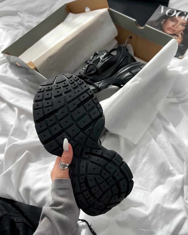 Нові! Кросівки Balenciaga 3XL чорні
