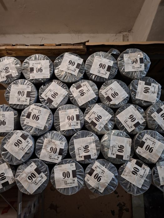 Чорне агроволокно Agrimpex — захист від бур'янів і збереження вологи