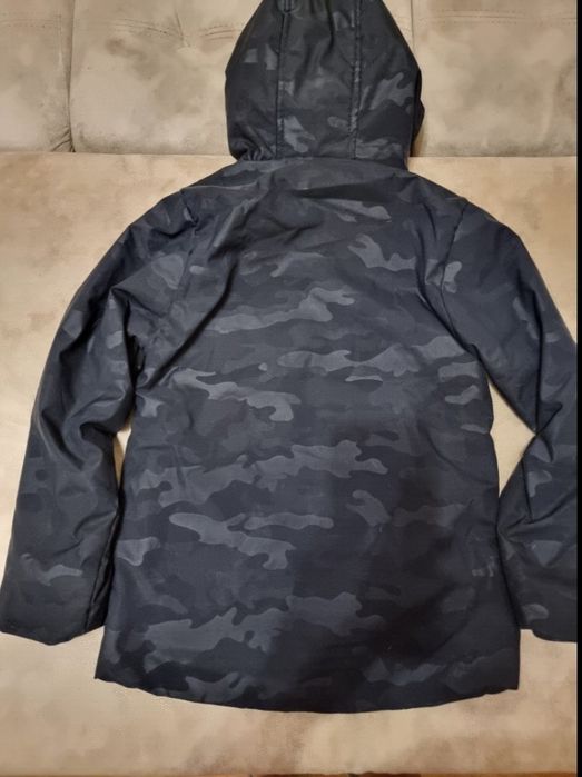 Курточка демисезонная р.146