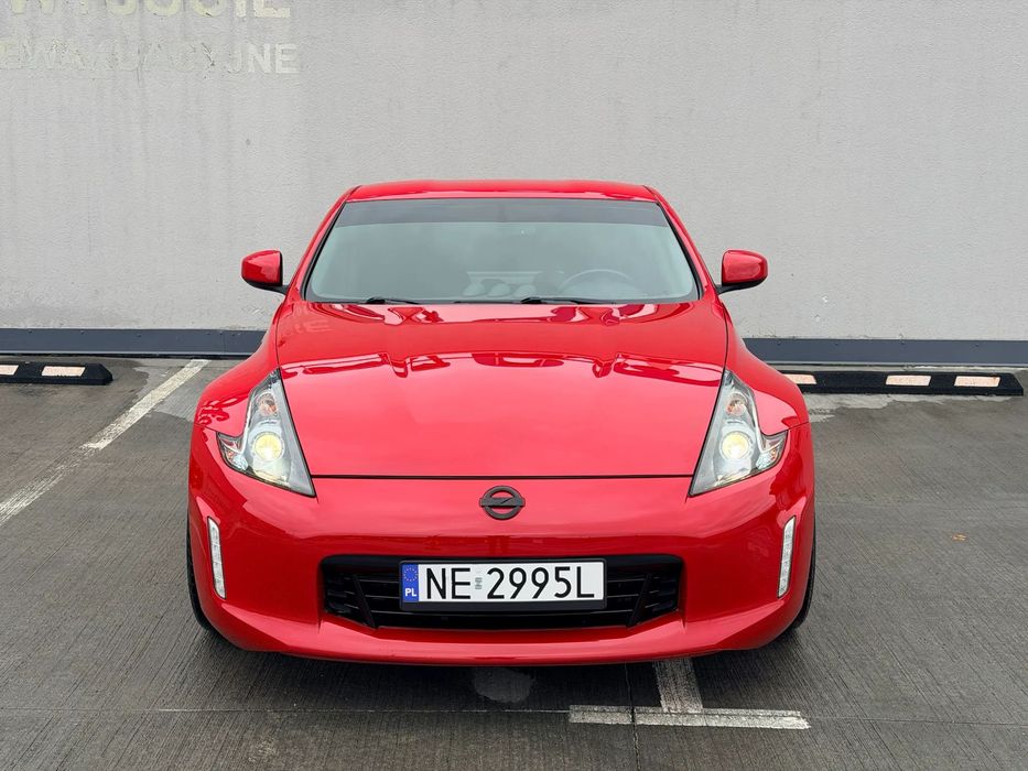 Nissan 370 Z Nissan 370z Niski przebieg, wydech ISR