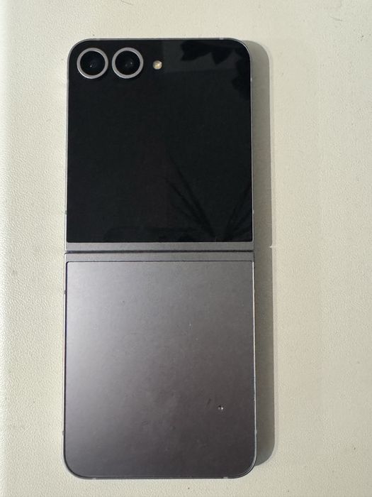 Продам Samsung flip 6