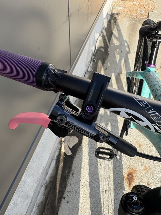 Dirt Ns decade 2025r toothpaste