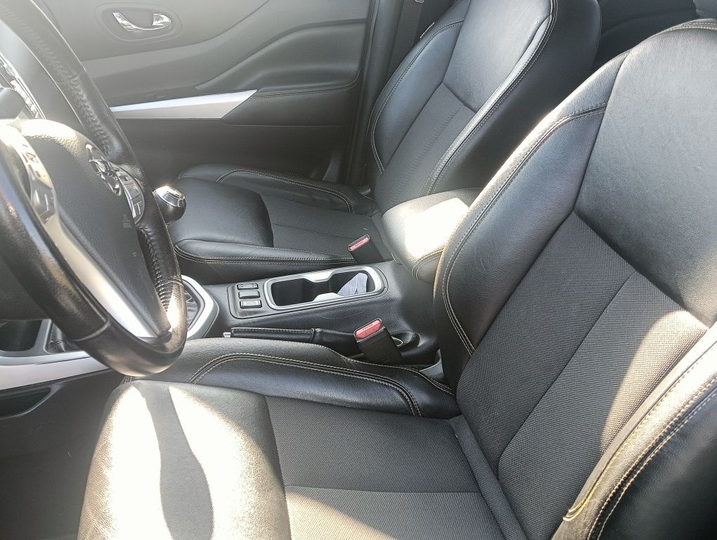 Sprzedam Nissan Navara d23