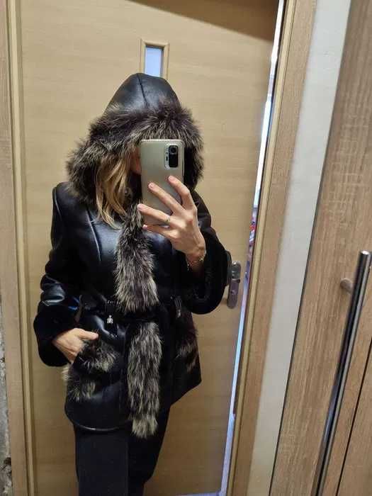 Женская дублёнка с капюшоном, размер 48–50