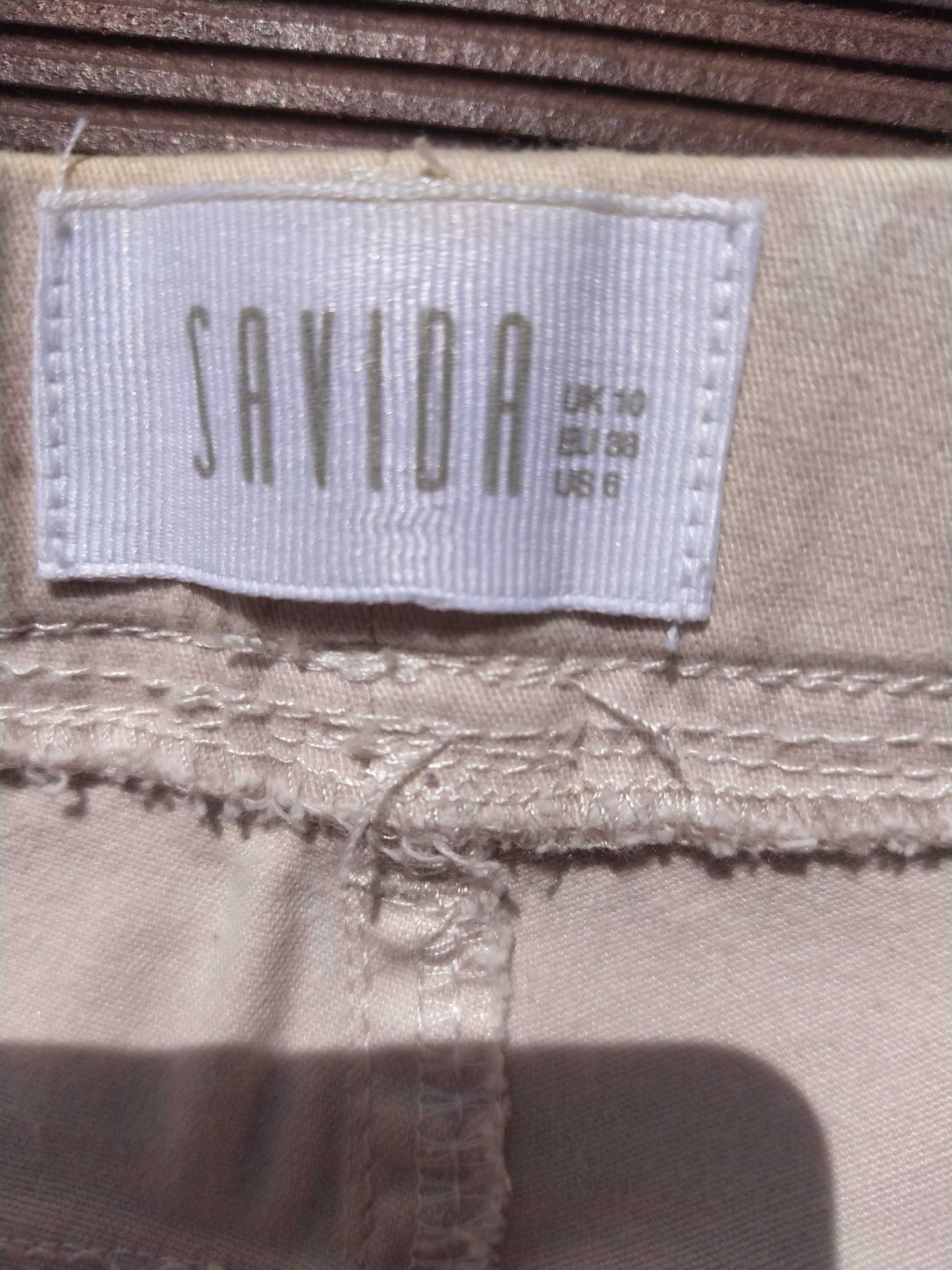 Savida 38 beżowe rybaczki jeans