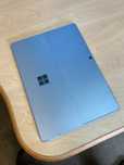 Microsoft Surface Pro 9 8GB RAM 256GB SDD Szafirowy