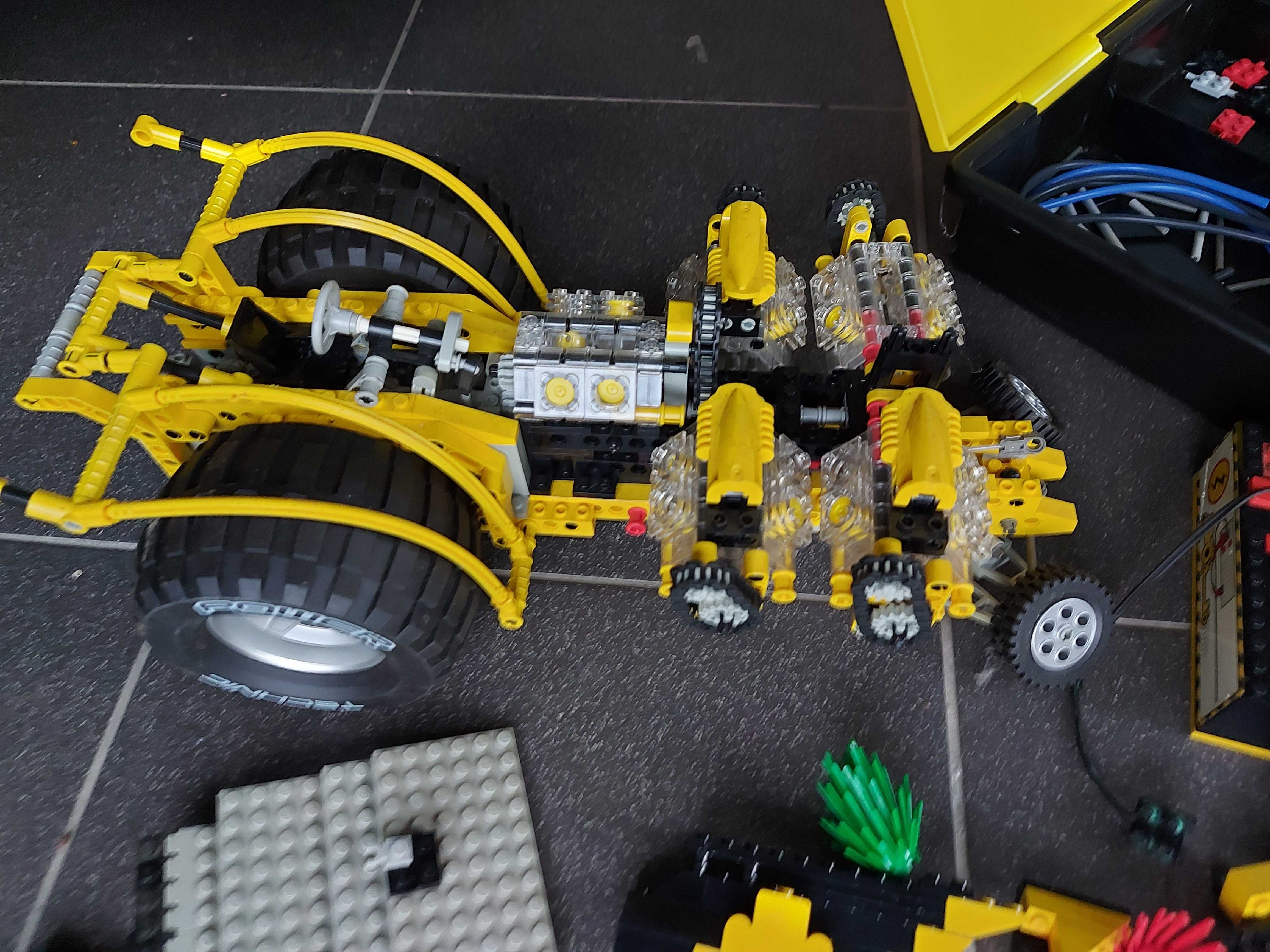 LEGO Technics 8457,Castle,Pirates 6285 Barracuda i inne