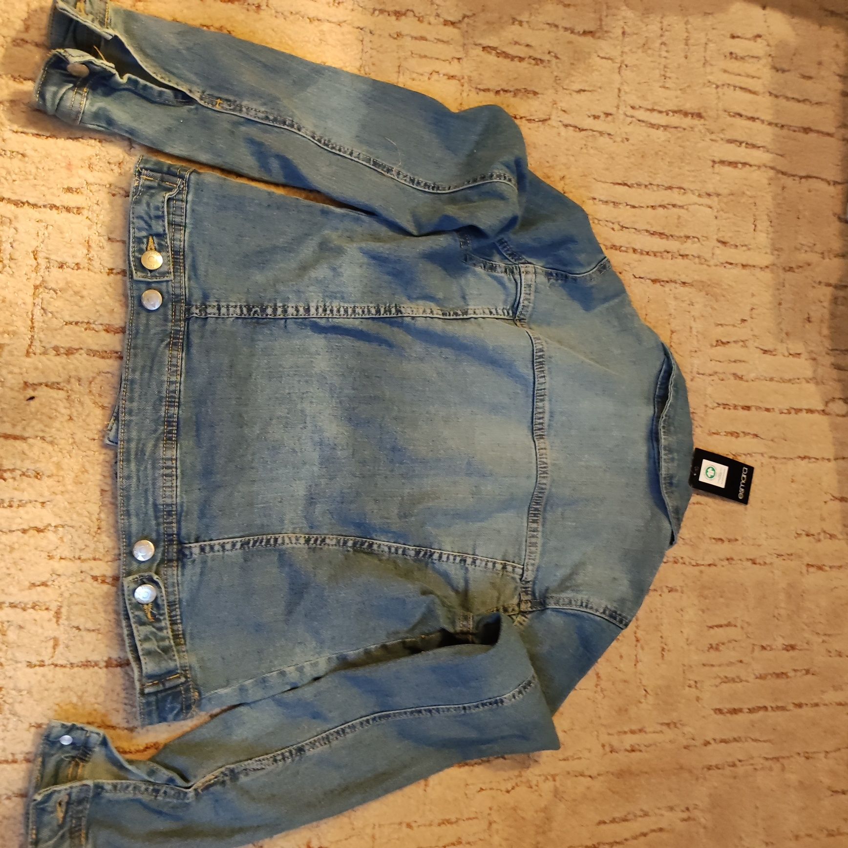 Nowa kurtka jeansowa krótka , rozmiar 36