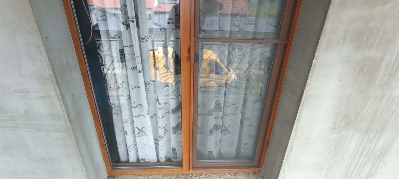 Продам два вікна