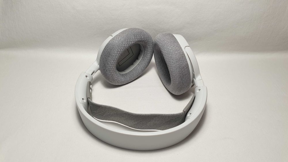 Słuchawki nauszne Steelseries Arctis Nova 1P- stan IDEALNY.