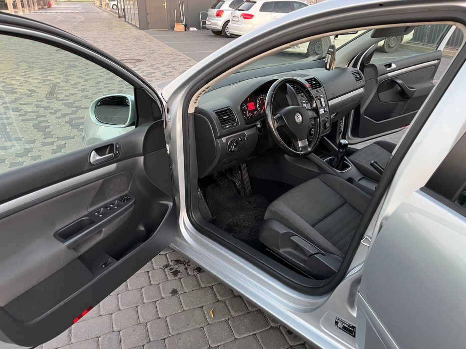 Volkswagen Golf V 2007, 1.6 MPI