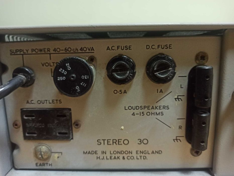 Leak 30. Підсилювач на германієвих транзисторах.