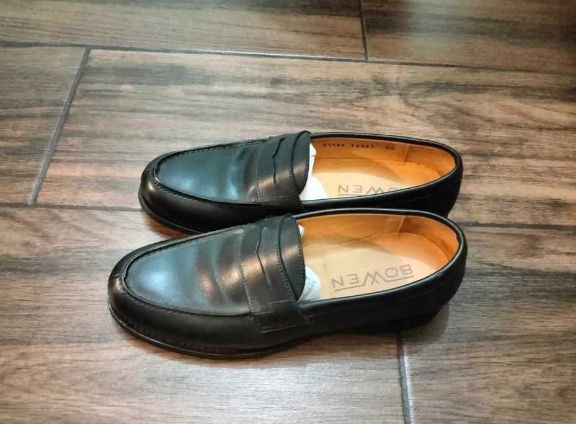 Vendo sapatos (Bowen) em pele genuína (novos), tamanho 39
