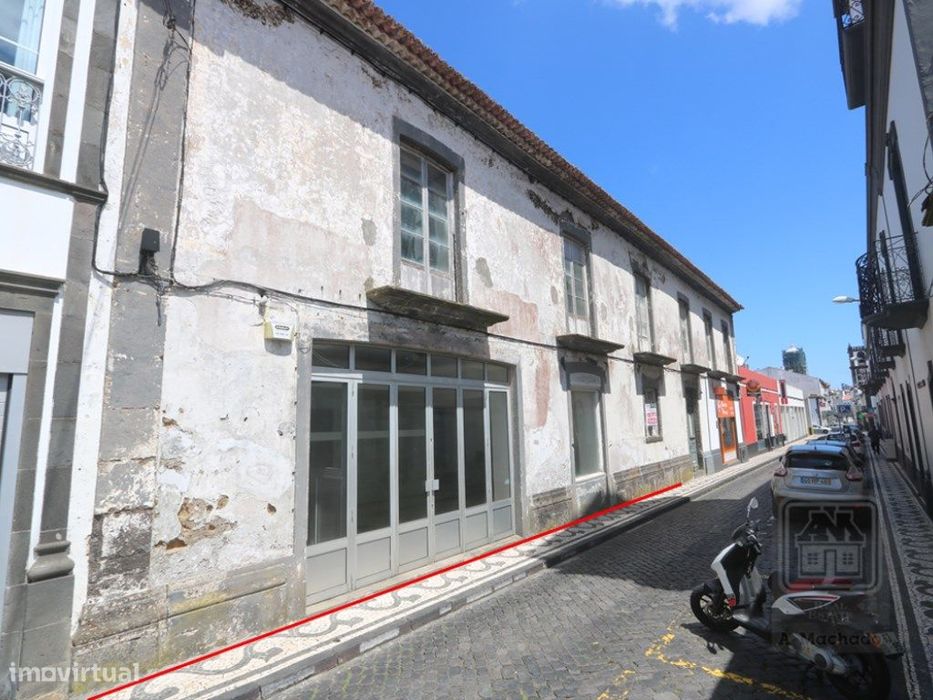 ÁREA COMERCIAL para ARRENDAR - centro da cidade de Ponta Delgada, I...
