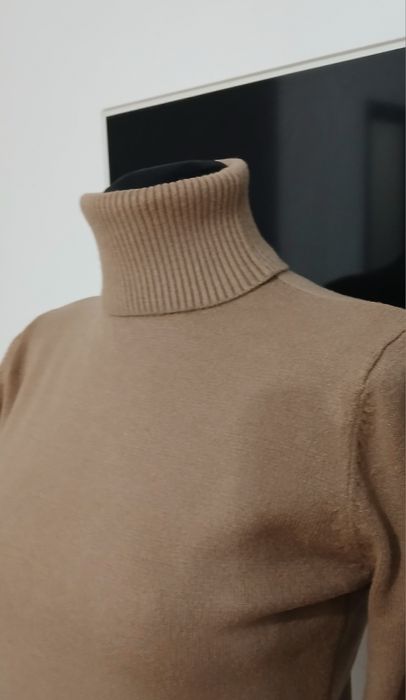 Водолазка -гольф розмір S,М.