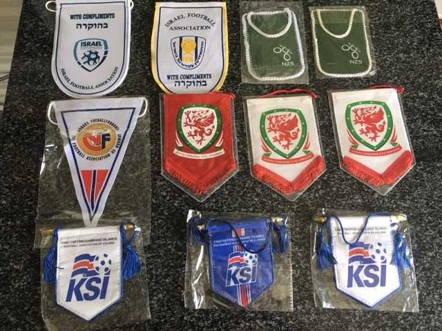 Lote Raro de Galhardetes de Futebol – Vintage e Modernos