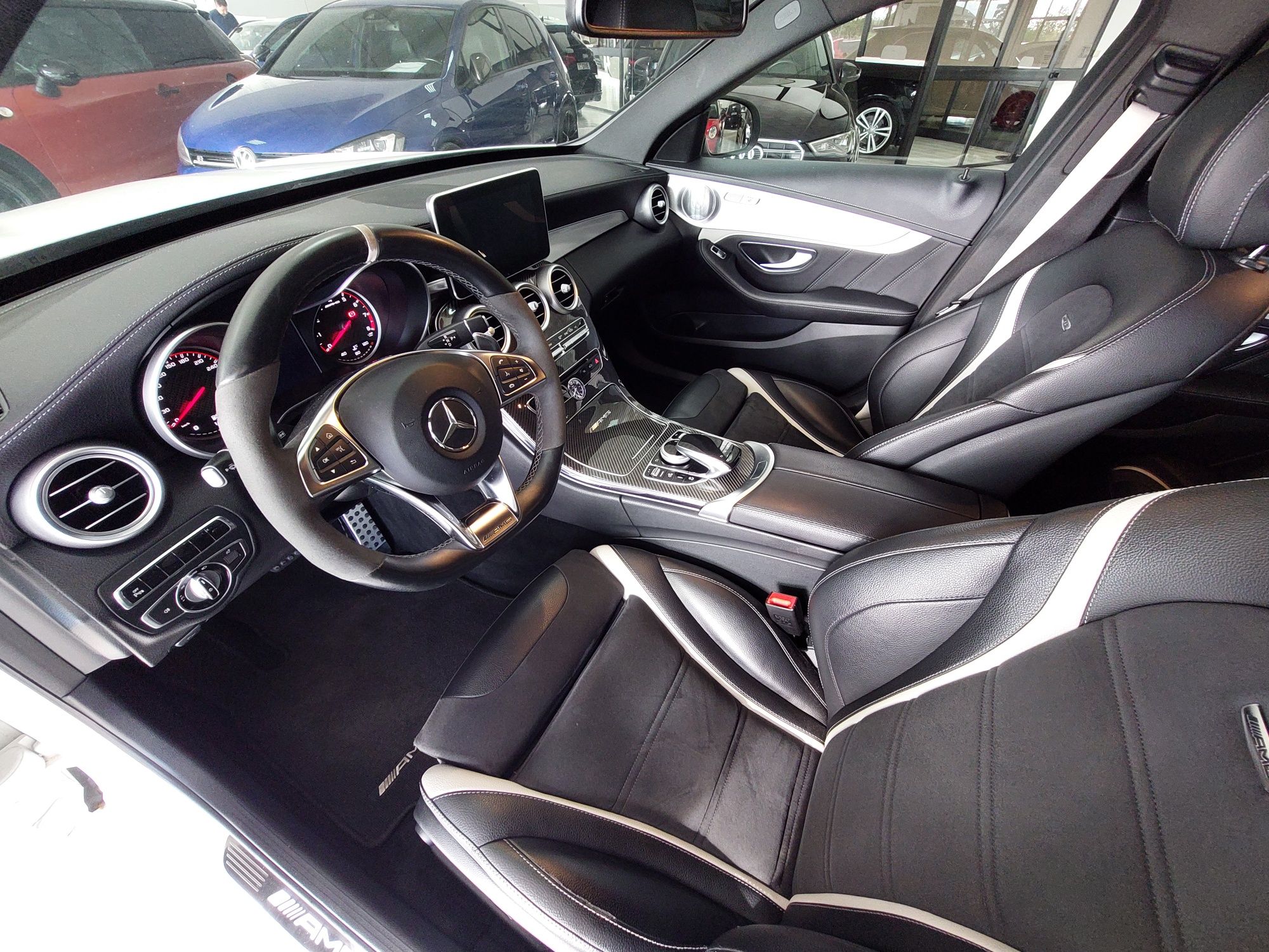 Mercedes-Benz C63 S AMG 510cv Carbon-Ceramic Packet
