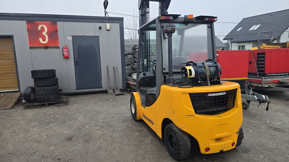 Wózek widłowy 3,5t Jungheinrich DFG 435s