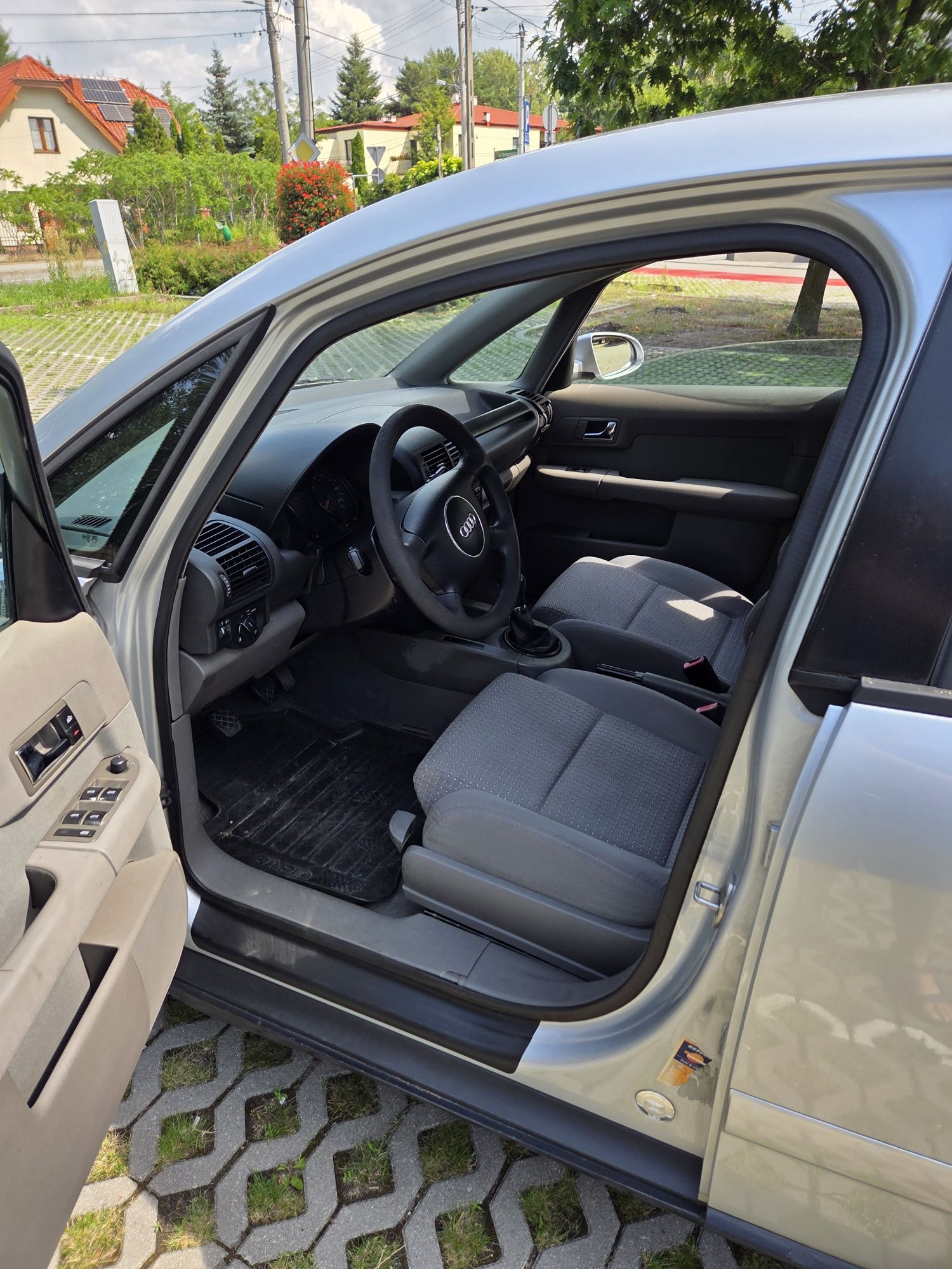 AUDI A2 2000r 1,4 benzyna