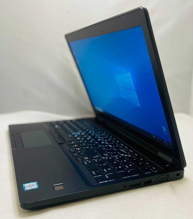 Ноутбук Dell 5591 FHD IPS / NVIdia 130MX 4GB / i7-8850H / 8GB / 256GB