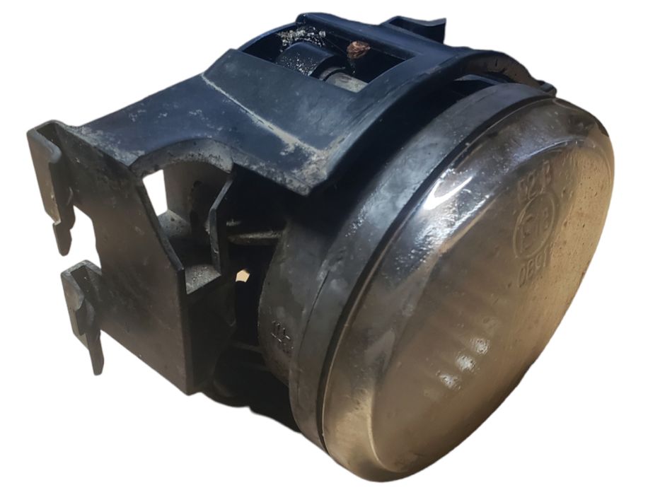 Фара противотуманная правая ДЕФЕКТ Subaru Legacy outback BR разборка