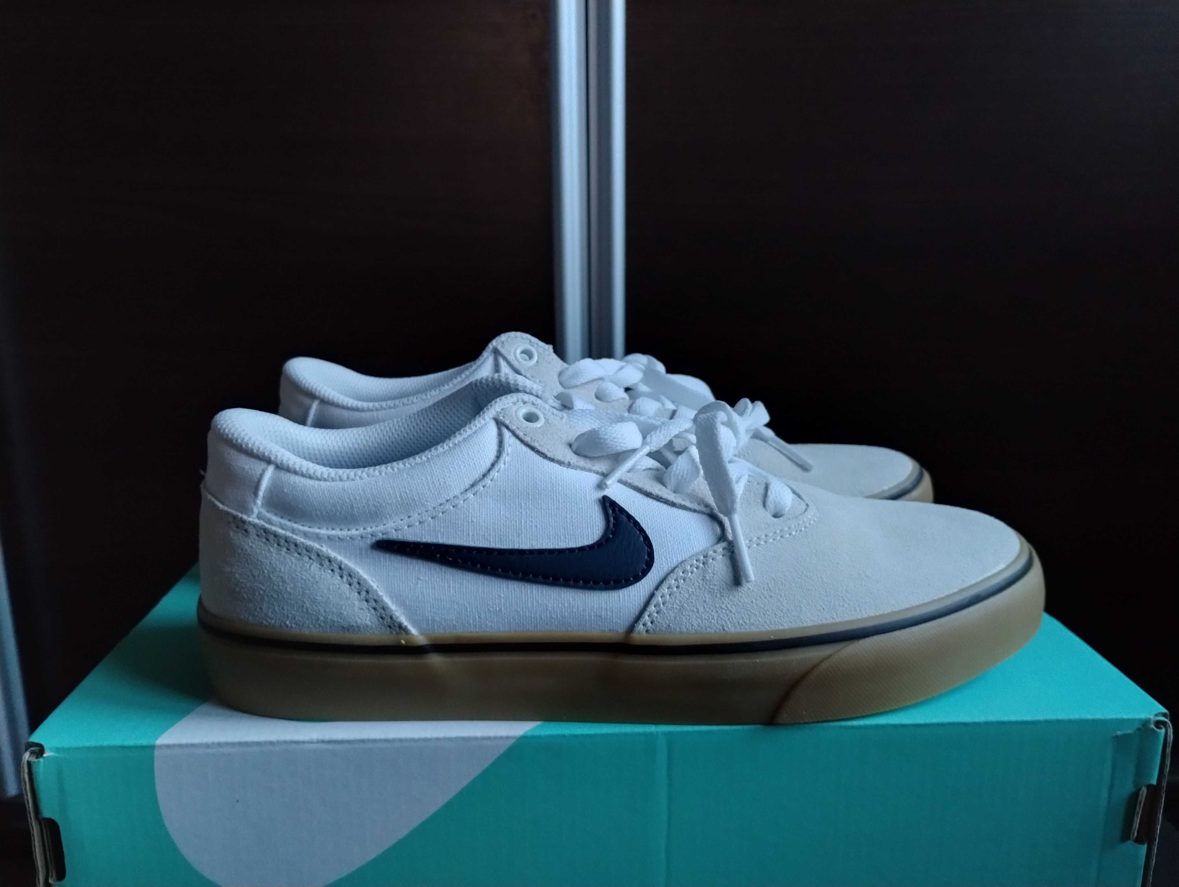 Nowe trampki Nike SB Chron 2