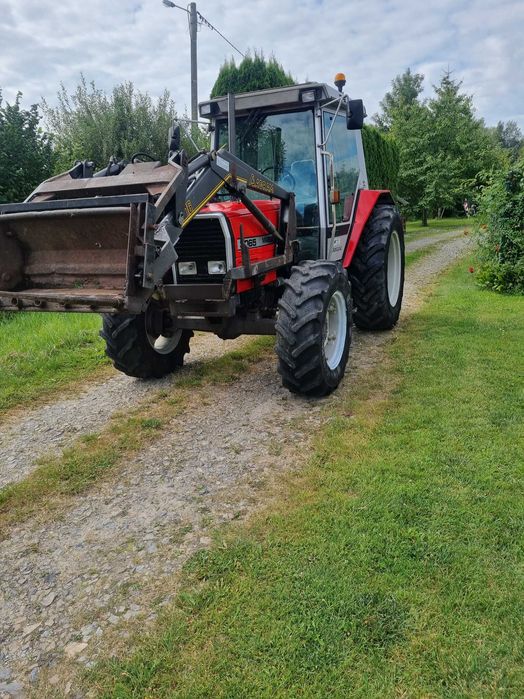 MF 3065 z ładowaczem, sprowadzony, stan BDB.