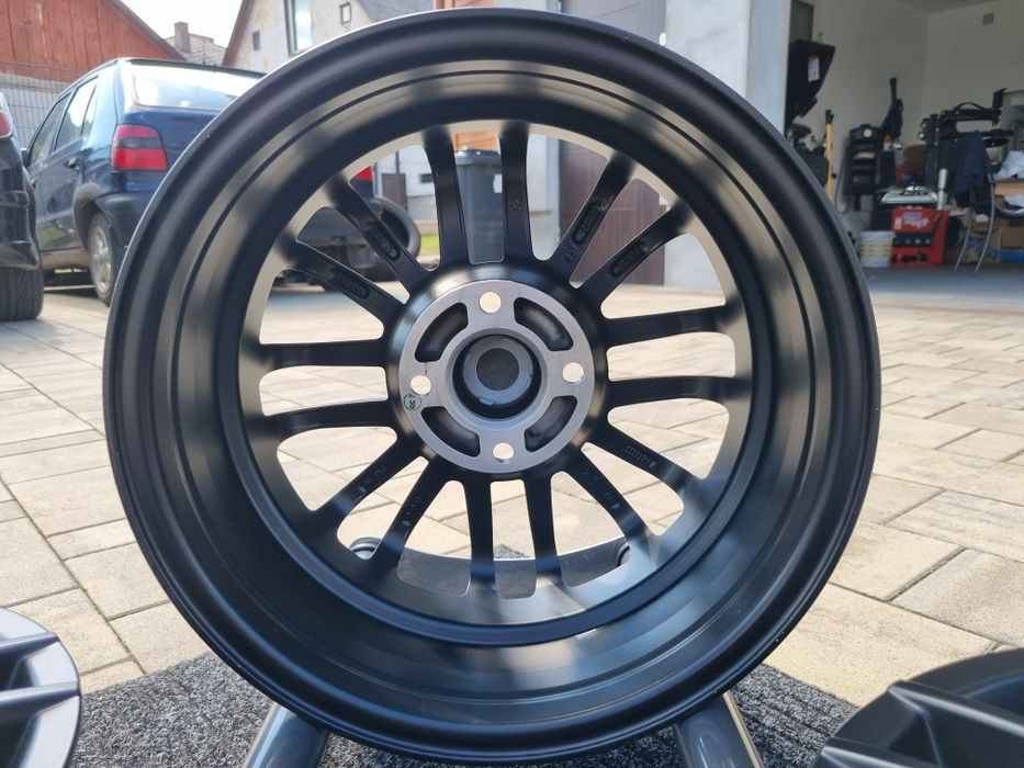 Ford Fiesta 15" Alufelgi nowe 4x108 Fiesta Fusion Felgi Czarne